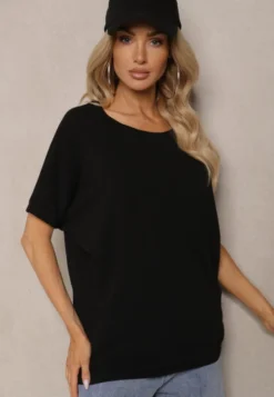 Czarny Bawełniany T-shirt Oversize z Krótkim Rękawem i Dłuższym Tyłem Zanimara