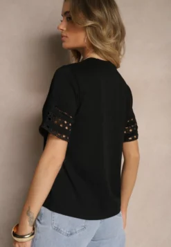 Czarny Bawełniany T-shirt z Ażurowymi Rękawkami Zolreia