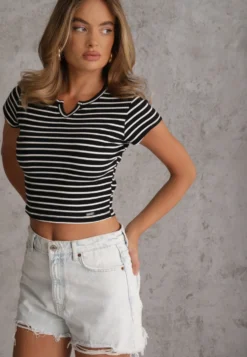 Czarny Crop Top Bawełny z Prążkowanej Dzianiny w Paski Ozdobiony Wycięciem Ionilla
