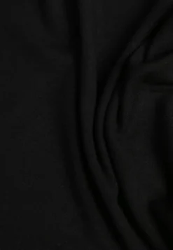 Czarny Dopasowany T-shirt z Wiskozy z Dekoltem w Łódkę Vivianna
