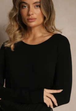 Czarny Gładki Sweter w Minimalistycznym Stylu Tevra