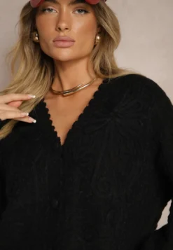 Czarny Kardigan w Stylu Oversize z Guzikami i Ozdobnymi Tłoczeniami Palabia