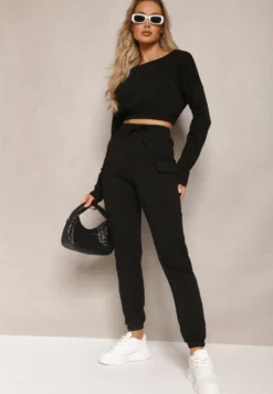 Czarny Komplet Dresowy Bluza Cropped i Spodnie z Kieszeniami Cargo Xerlesa