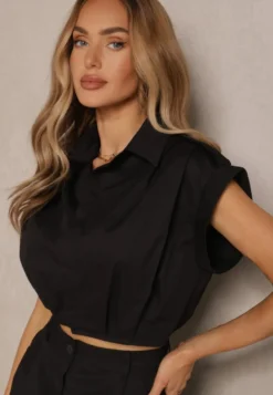 Czarny Komplet w Stylu Utility Koszula Cropped Bez Rękawów i Spódnica z Kieszeniami Notcha