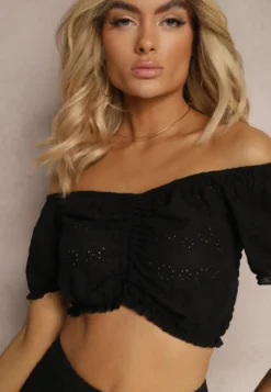 Czarny Komplet z Bawełny z Ażurowym Motywem Spódnica z Falbanami oraz Gumką w Talii High Waist i Krótka Bluzka Ozdobiona Ściągaczem Aricella