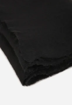 Czarny Minimalistyczny Dzianinowy Szalik Telindra