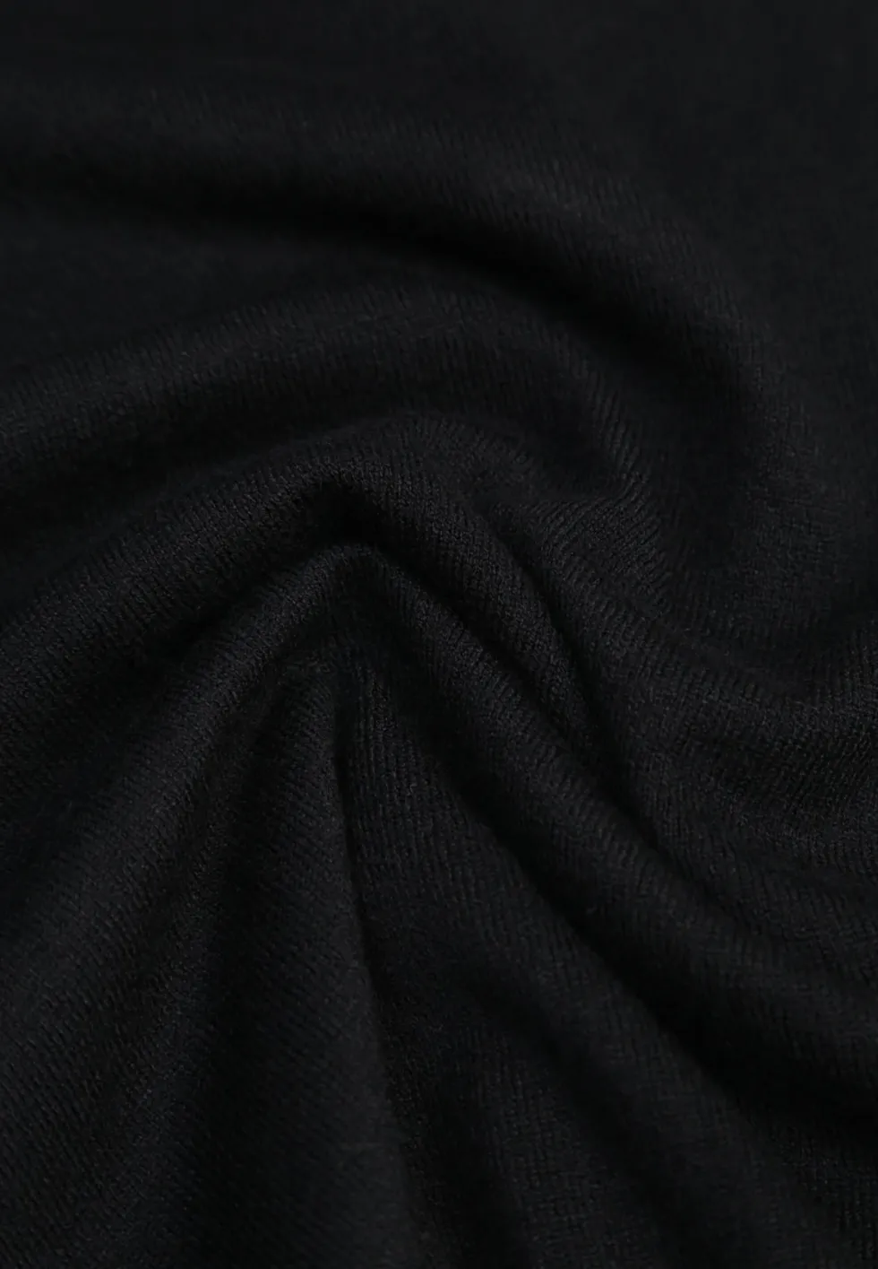 Czarny Minimalistyczny Sweter z Bawełną Bellama