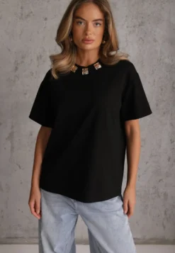 Czarny Oversizowy T-shirt z Bawełny Zdobiony Kwadratowymi Aplikacjami Evesilea