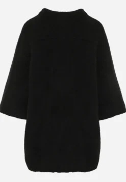 Czarny Sweter Oversize z Wełną Szerokimi Rękawami i Długim Włosiem Veniorre