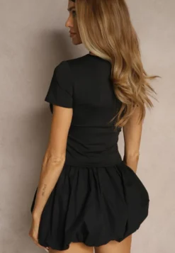 Czarny T-shirt Cropped z Wiskozą Efranessa