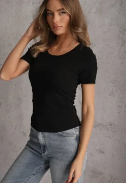 Czarny T-shirt w Prążki z Marszczeniami po Bokach Nedala