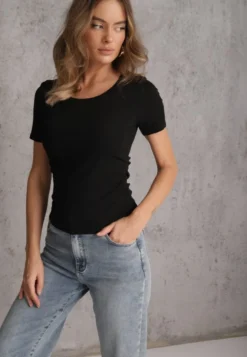 Czarny T-shirt w Prążki z Marszczeniami po Bokach Nedala
