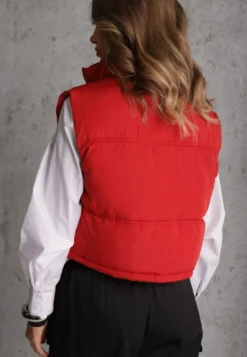 Czerwona Pikowana Kamizelka Puffer o Kroju Crop Tadrel