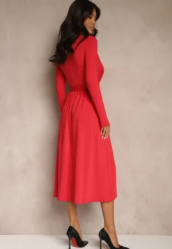Czerwona Taliowana Sukienka z Paskiem z Domieszką Wiskozy Hrestalia