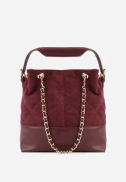 Czerwona Torebka Bucket Bag z Przeszyciami w Romby z Rączką i Uchwytami z Łańcuszkiem Denidora