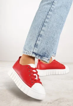 Czerwone Płaskie Sneakersy Vices ze Sznurowaniem Lorori