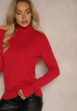 Czerwony Golf Sweter o Dopasowanym Kroju z Kaszmirem Zairith