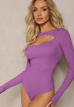 Fioletowe Body Prążkowane z Wycięciem na Dekolcie Kisse