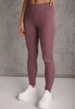 Fioletowe Legginsy Basic z Modelującą Wstawką w Pasie Liacan