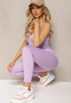Fioletowy Dopasowany Kombinezon Sportowy Bodycon z Elastycznego Materiału na Cienkich Ramiączkach Winifasa