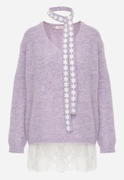 Fioletowy Sweter z Wełną z Koronkowym Wykończeniem i Szaliczkiem Choker Astira