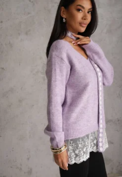 Fioletowy Sweter z Wełną z Koronkowym Wykończeniem i Szaliczkiem Choker Astira