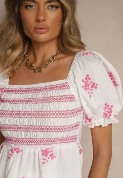 Fuksjowa Bluzka z Bawełny z Hiszpańskim Dekoltem i Haftami Nilissa