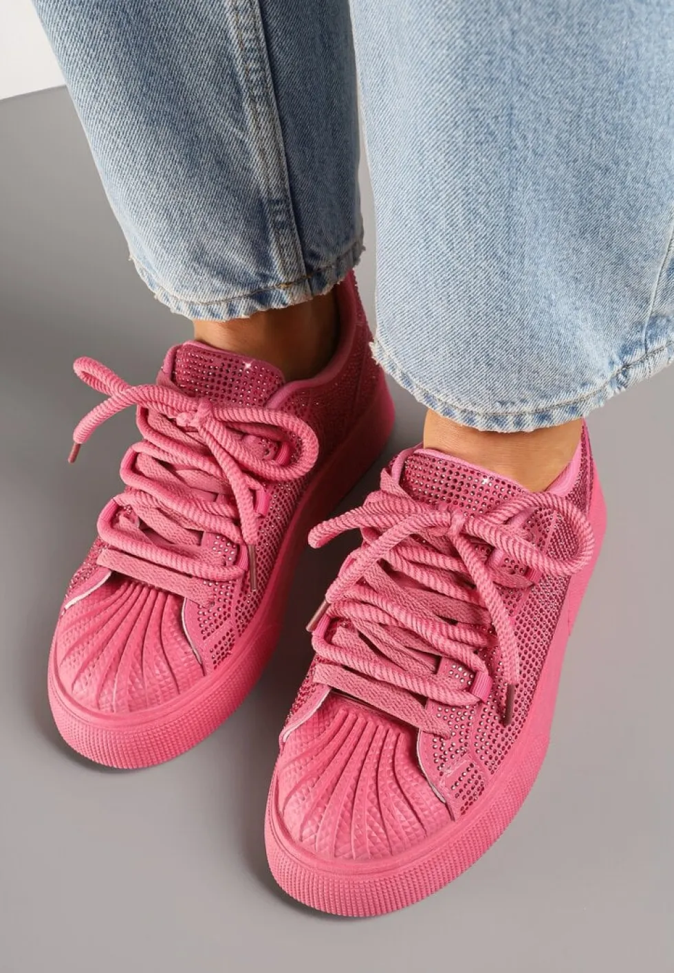 Fuksjowe Sneakersy na Grubej Podeszwie z Cyrkoniami Lisariana