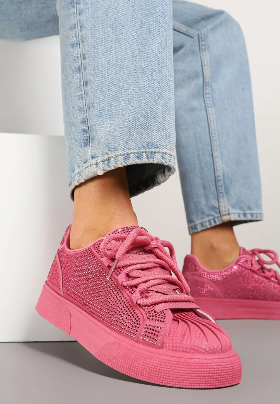 Fuksjowe Sneakersy na Grubej Podeszwie z Cyrkoniami Lisariana