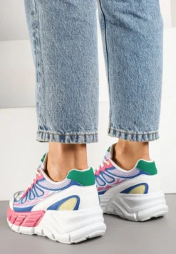 Fuksjowe Sneakersy Streetwearowe na Tłoczonej Platformie Tertewia