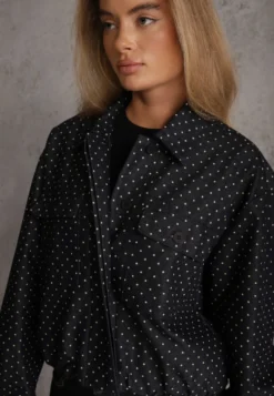 Granatowa Kurtka Przejściowa Bomber Jacket o Koszulowym Kroju z Bawełną w Groszki Erittese