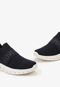 Granatowe Buty Sportowe z Napisem LOVE i Elastyczną Cholewką Alaissa