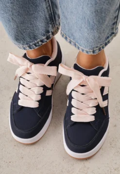 Granatowe Sneakersy Basic z Paskami na Boku Adila