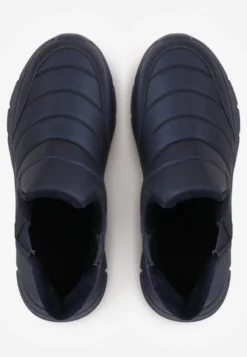 Granatowe Sneakersy Śniegowce na Platformie z Tłoczeniem i Pikowaną Cholewką Vermina