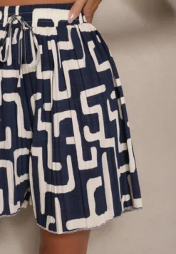 Granatowe Szorty z Wiskozy High Waist Ozdobione Geometrycznym Wzorem Lirazea