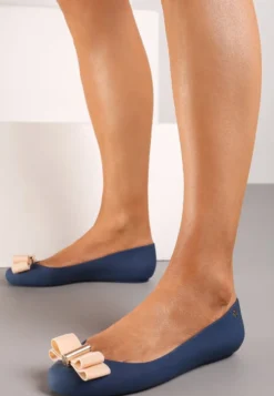 Granatowo-Beżowe Balerinki w Stylu Melisek na Płaskiej Podeszwie Wykończone Elegancką Kokardą Abilica