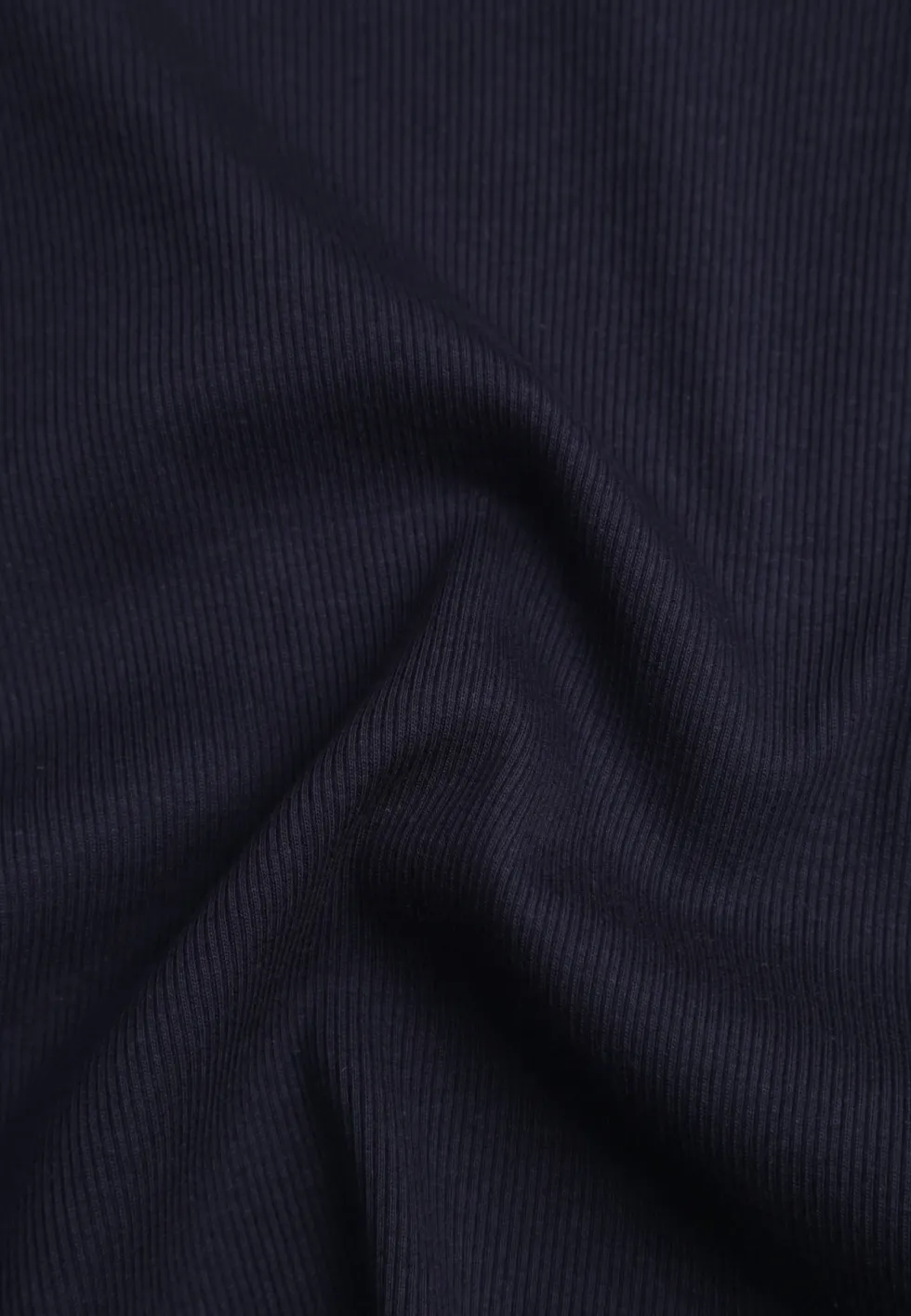 Granatowy Dopasowany T-shirt z Marszczeniem z Bawełnianej Tkaniny w Prążki Assarena