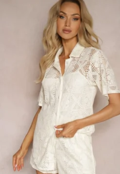Jasnobeżowa Boho Koszula z Ażurowymi Zdobieniami i Krótkimi Rękawami Danicra