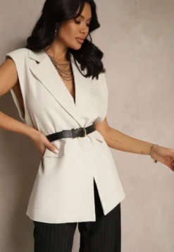 Jasnobeżowa Kamizelka Oversize w Garniturowym Stylu z Guzikiem i Paskiem z Klamrą Galazia