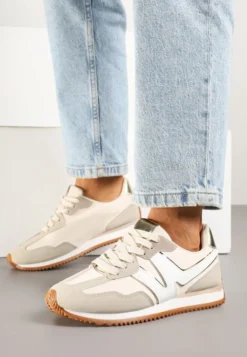 Jasnobeżowe Sneakersy z Geometrycznym Wzorem i Metaliczną Wstawką Zolio