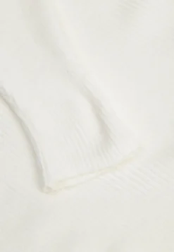 Jasnobeżowy Basic Sweter Nietoperz z Wiskozą Rosanel