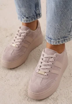 Jasnobeżowy Sneakersy na Platformie z Zamszu Naturalnego ze Skórzaną Wkładką Heizeiros