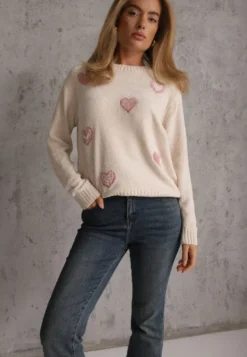 Jasnobeżowy Sweter z Bawełną w Serca Veliko