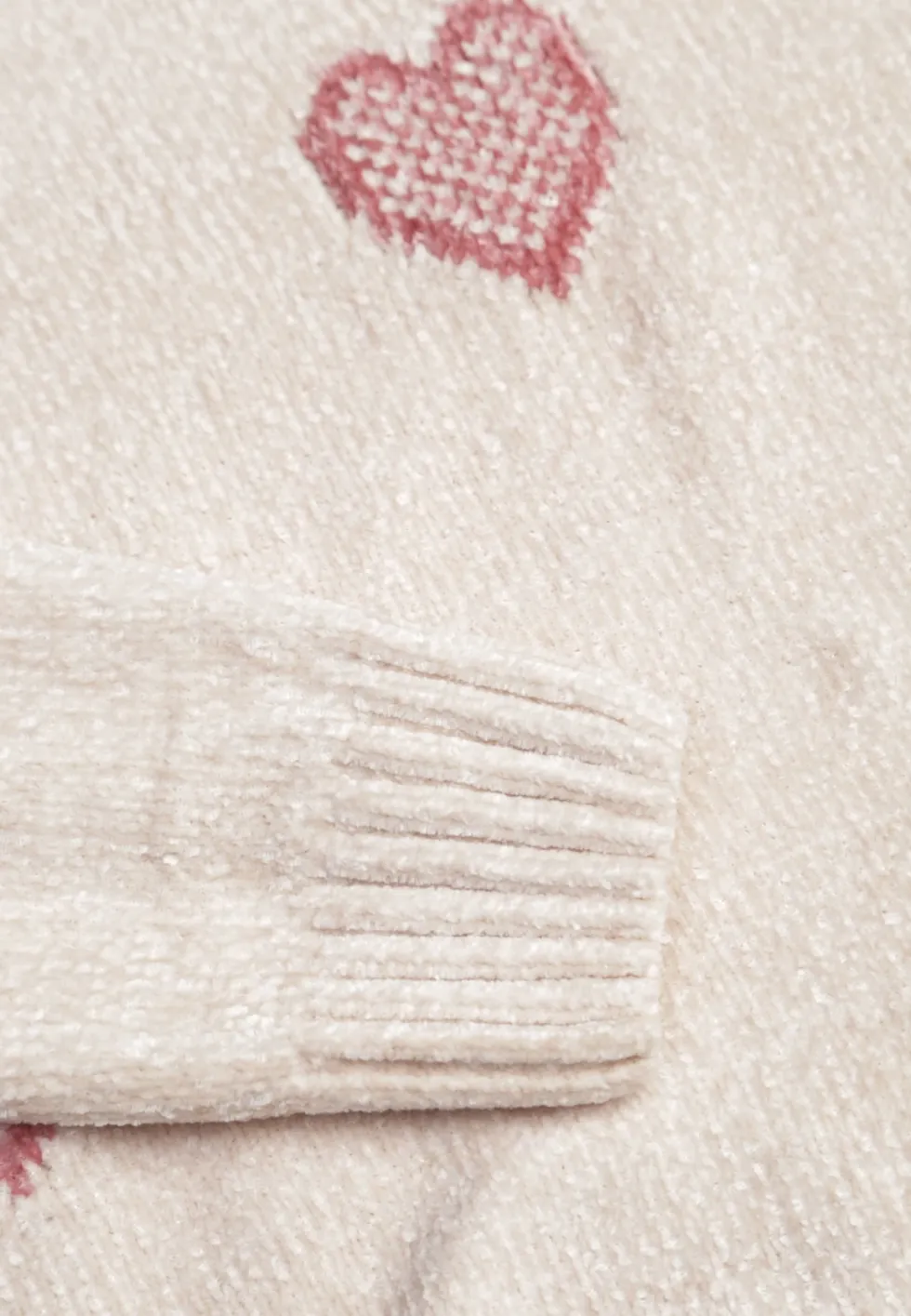Jasnobeżowy Sweter z Bawełną w Serca Veliko