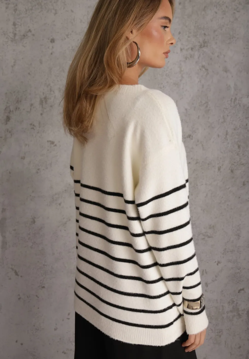 Jasnobeżowy Sweter z Wełną w Paski Basic Margela