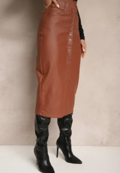 Jasnobrązowa Spódnica z Imitacji Skóry High Waist z Rozcięciem i Napami z Przodu Asttia