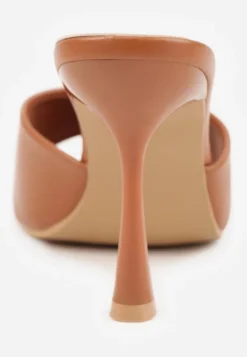 Jasnobrązowe Klapki na Szpilce z Kwadratowym Noskiem Peep Toe Avenata