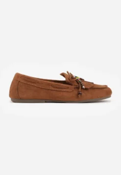 Jasnobrązowe Mokasyny VICES z Imitacji Zamszu z Kokardką Kolorowymi Koralikami i Skórzaną Wkładką Nenden
