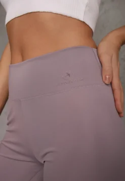 Jasnofioletowe Szorty Bikery High Waist z Wyszczuplającym Pasem Briarrose