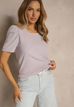 Jasnofioletowy T-shirt z Prążkowanej Tkaniny z Zakładkami przy Rękawach Kolaniella
